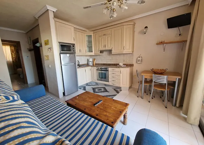Paradise Court 1 Bedroom With Pool, *