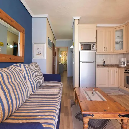 Apartment Paradise Court 1 Bedroom With Pool, Costa Adeje (Tenerife)