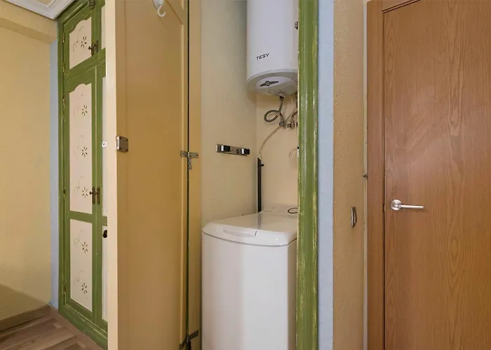 Paradise Court 1 Bedroom With Pool, *