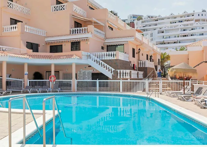 Paradise Court 1 Bedroom With Pool, Appartement