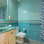 Paradise Court 1 Bedroom With Pool, Апартаменти Адехе