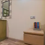 Апартаменти Paradise Court 1 Bedroom With Pool, *