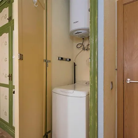 Paradise Court 1 Bedroom With Pool, *