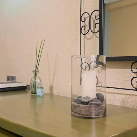 Paradise Court 1 Bedroom With Pool,