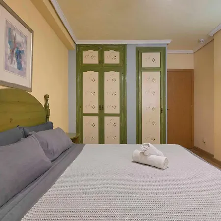 Paradise Court 1 Bedroom With Pool, Apartman *